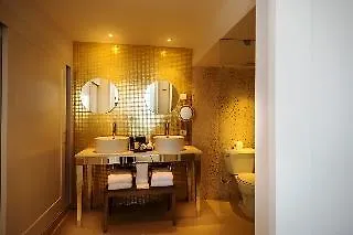 ホテル Seashore Bay Beach Resort ネグリル