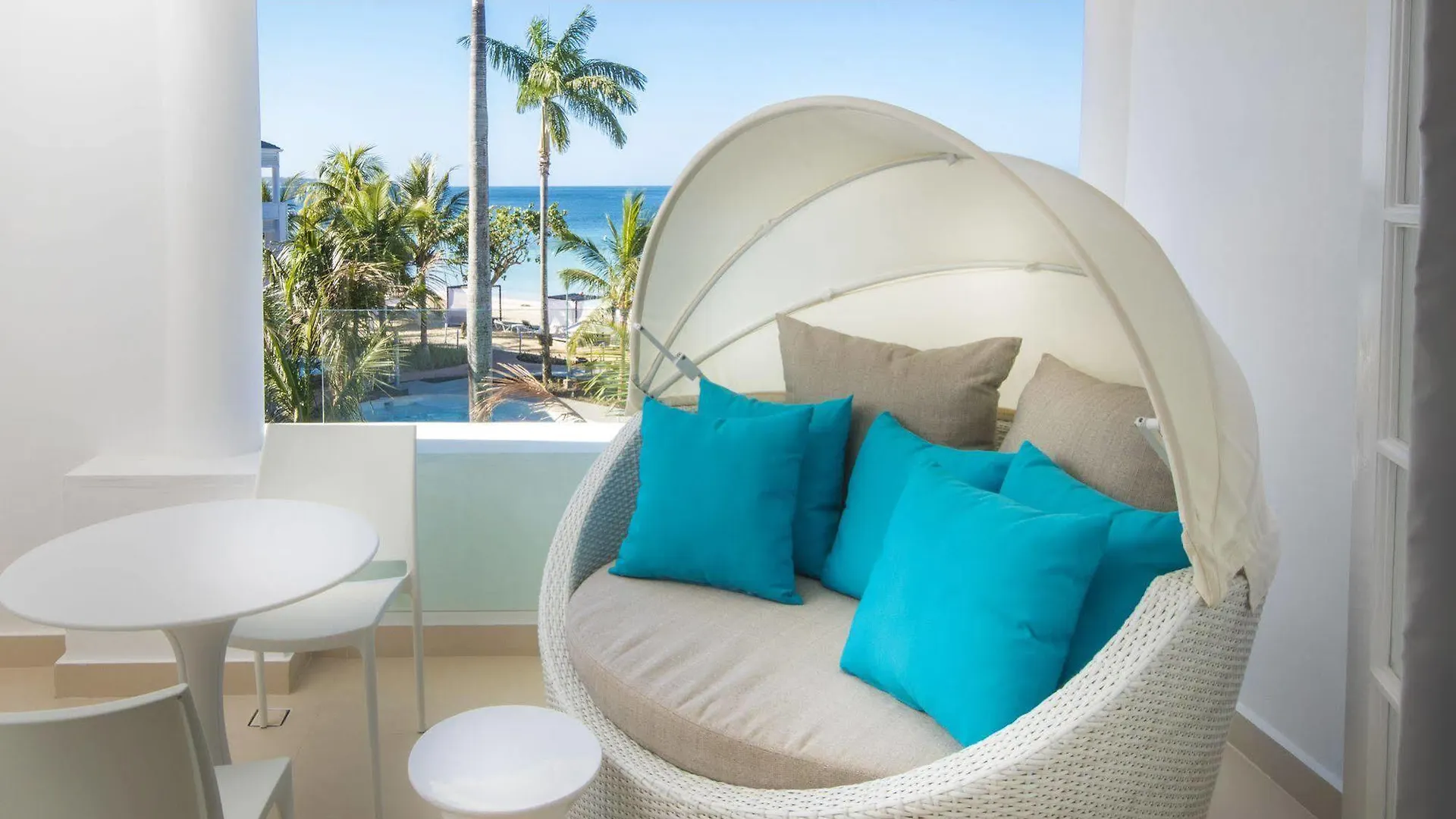 Seashore Bay Beach Resort ネグリル ホテル